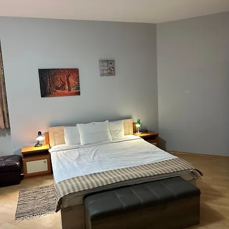 In Flora Apartmán Borovec